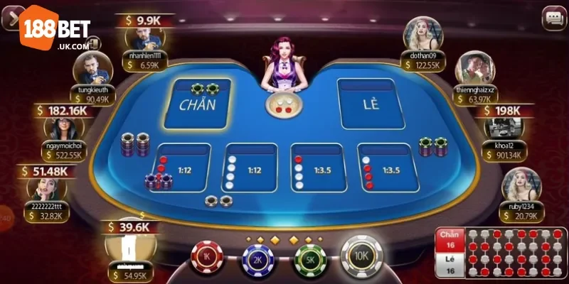 Chị Mai Mâm Xôi oánh Tiến lên miền Bắc lụm hơn 200 triệu nhờ chiến thuật bình tĩnh phán đoán