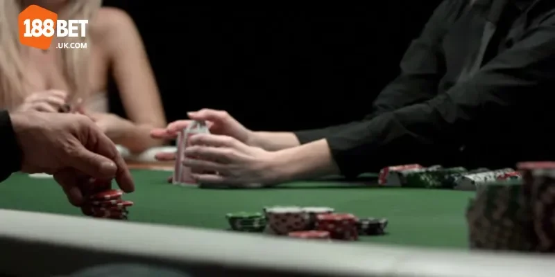 Chị Mai Mâm Xôi Oánh Tiến Lên Miền Bắc Lụm Hơn 200 Triệu Nhờ Chiến Thuật Bình Tĩnh Phán Đoán 1 Chị Mai Mâm Xôi biến đam mê Tiến lên miền Bắc thành 200 triệu đồng sau 14 tháng nhờ chiến thuật bình tĩnh phán đoán